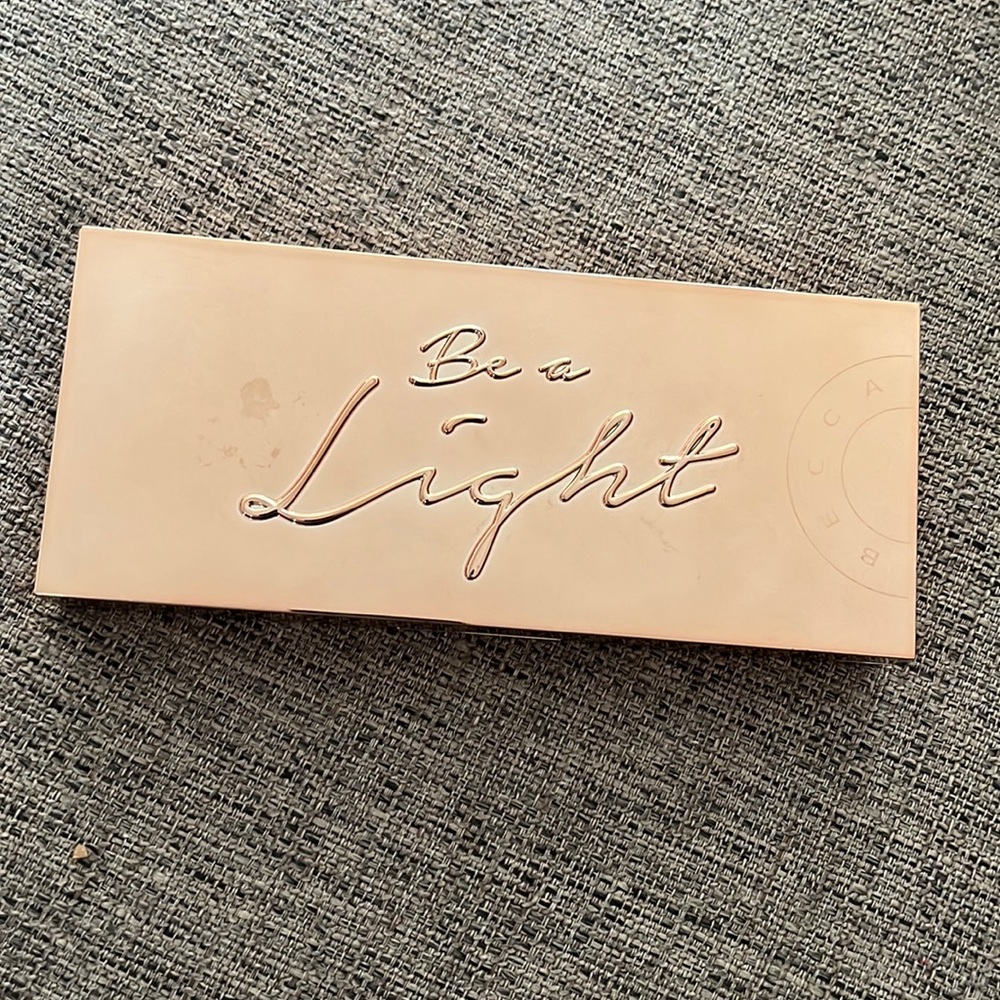 BECCA discontinued Be a Light Face Highlight Palette Never Used Brand New Makeup